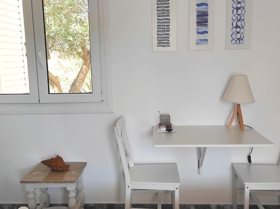 White Villa In Olive Trees And Seaview To Panagia Almiropótamos Exterior foto